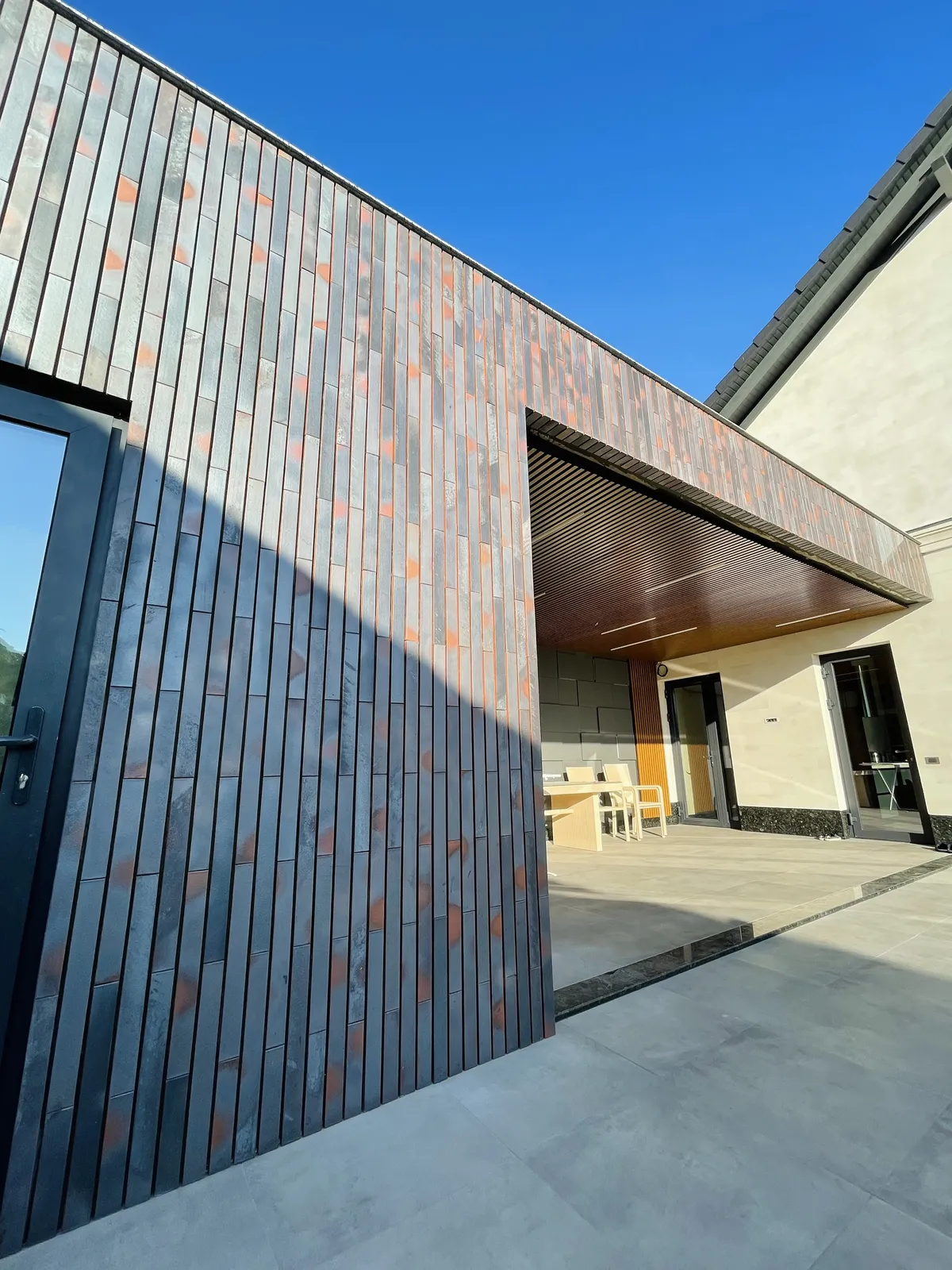 King Klinker Brick Capital brick slips on a house in Moldova