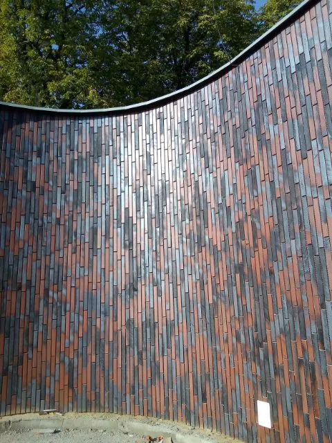 King Klinker Castle Forge brick slips on a building