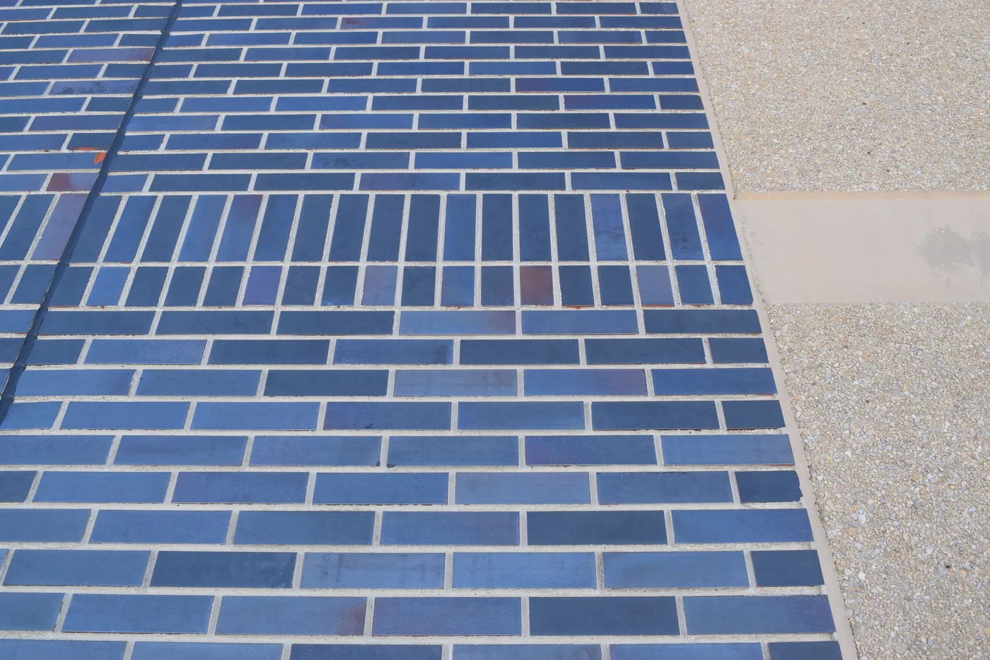 King Klinker thin brick, school library, Cadott, Wisconsin