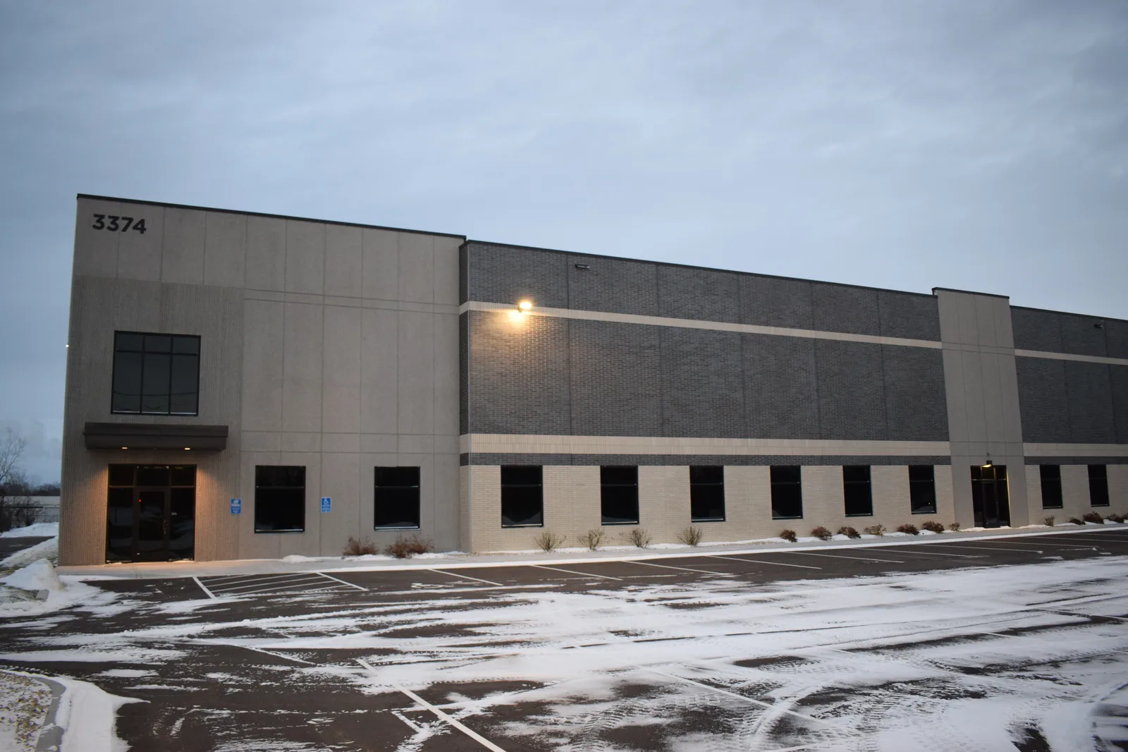 King Klinker thin brick, Columbia Business Center, Eagan, Minnesota