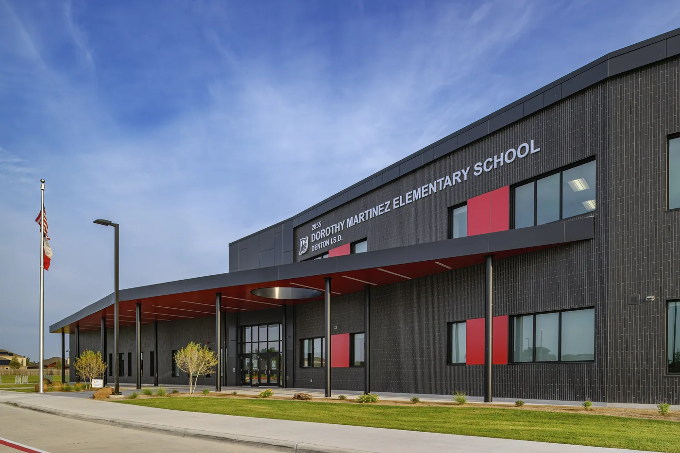 King Klinker thin brick, Dorothy Martinez Elementary School, Little Elm, Texas