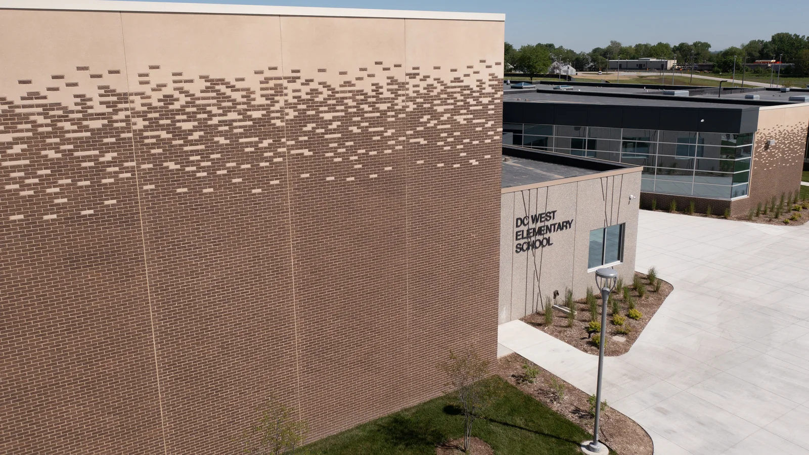 Endicott thin brick, DC West Elementary School, Valley, Nebraska