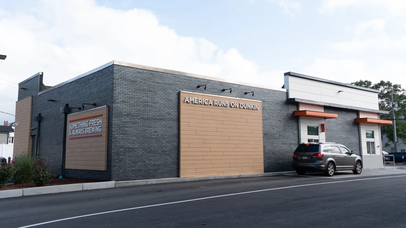 Endicott thin brick, Dunkin' Donuts, Boston, Massachusetts
