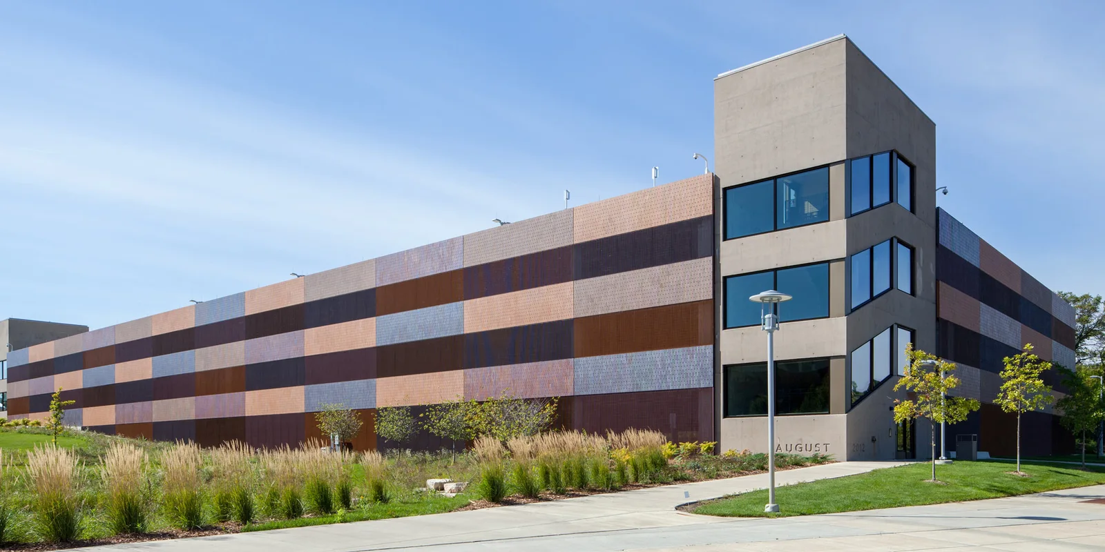 Endicott thin brick, Normandale Community College Parking Ramp, Bloomington, Minnesota