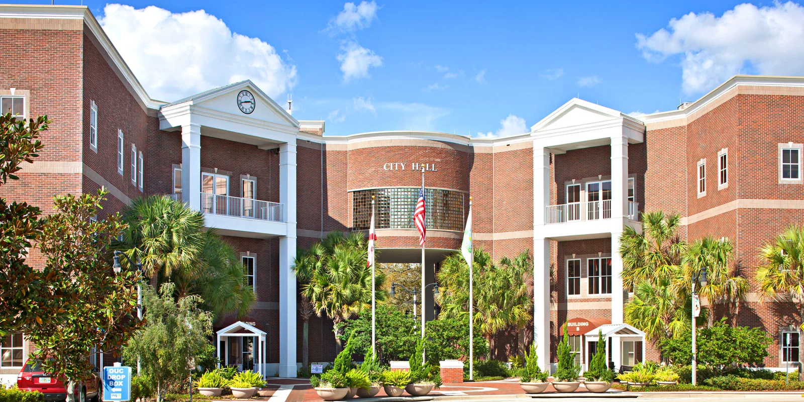 Endicott thin brick, St. Cloud City Hall, St. Cloud, Florida