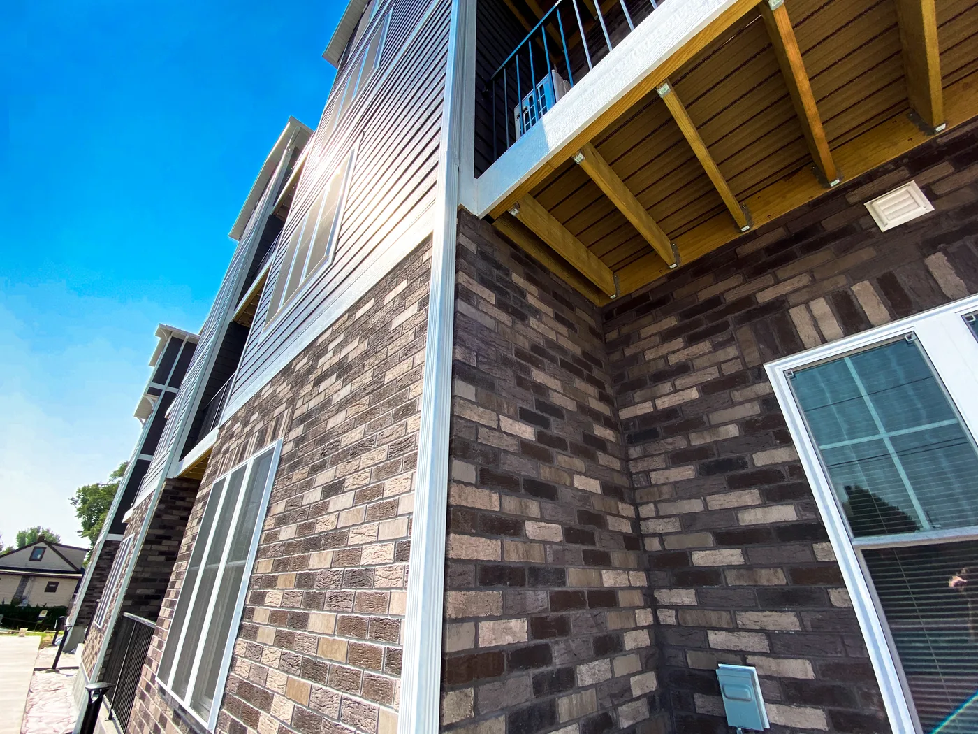 King Klinker thin brick, Great River Residences, Onalaska, Wisconsin