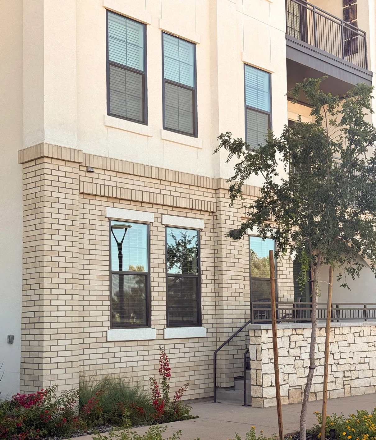 King Klinker thin brick, Multifamily building, Phoenix, Arizona