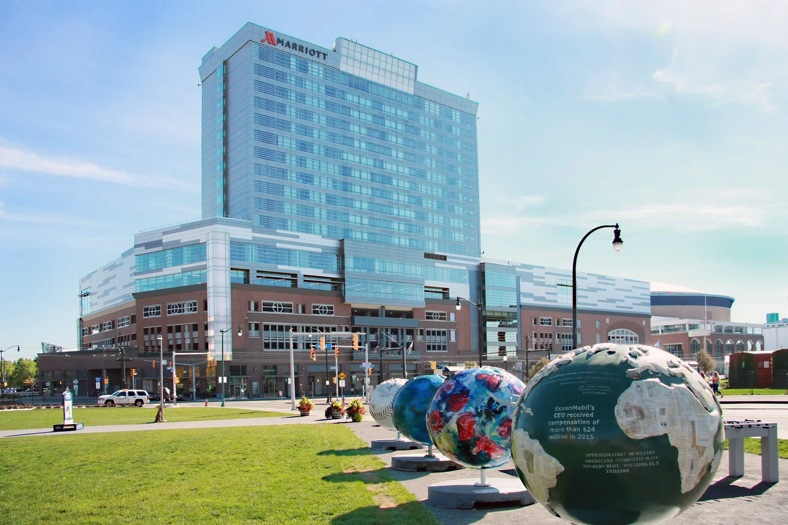 MetroBrick thin brick, precast, Harbor Center, 