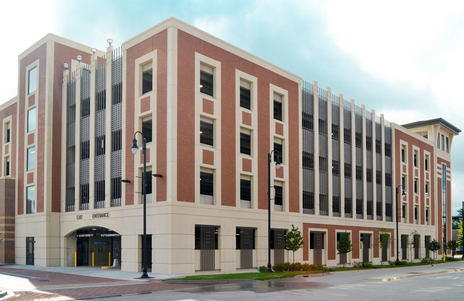 Orlando Parking Garage, MetroBrick 365 Schoolhouse Red Flashed