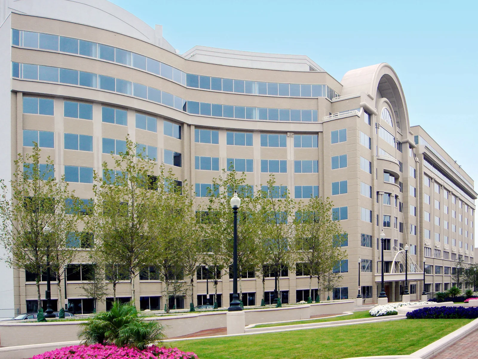 Portals, MetroBrick 107 Parkway