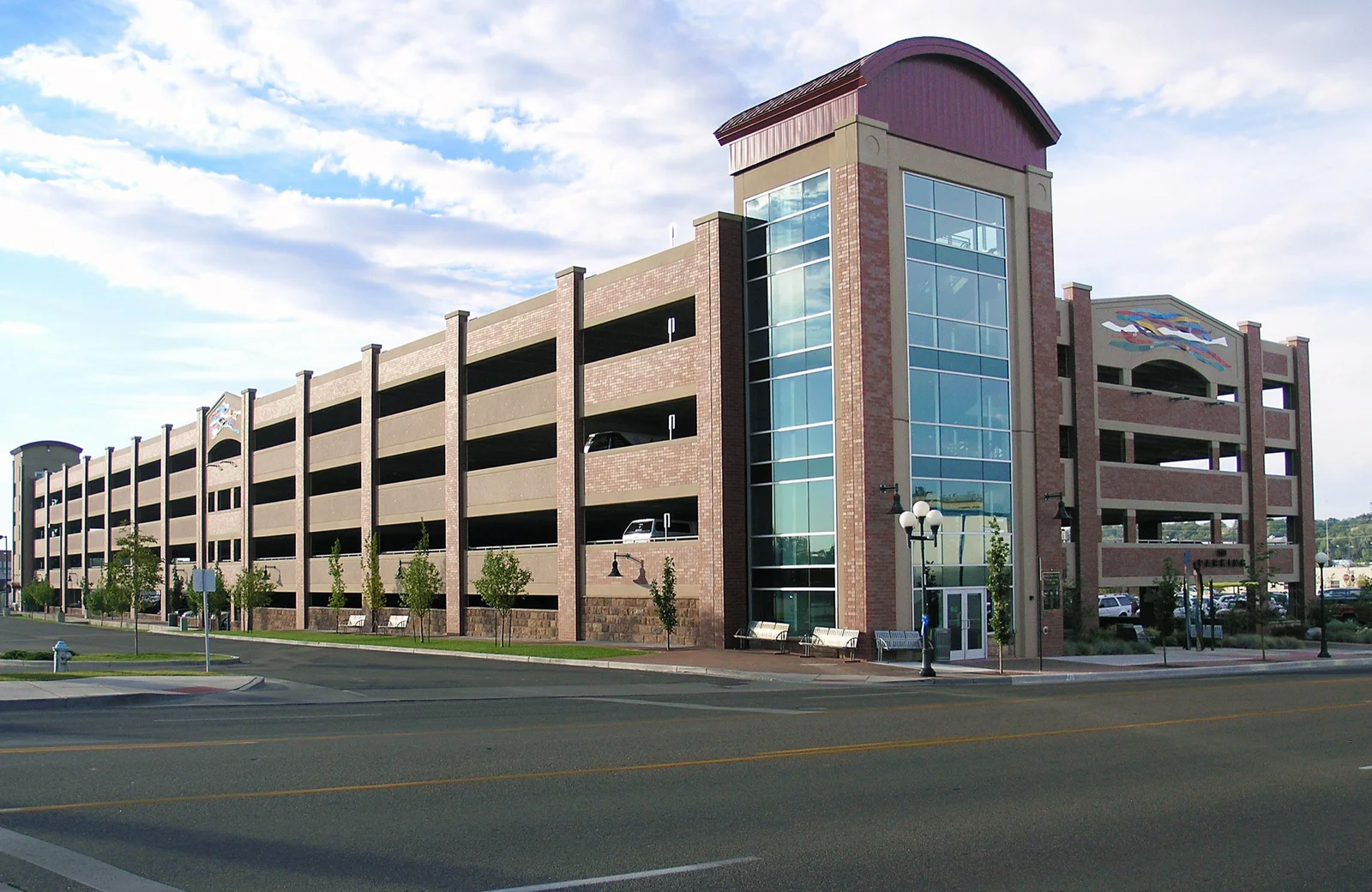 Pueblo Parking Garage, MetroBrick 365 Schoolhouse Red Flashed