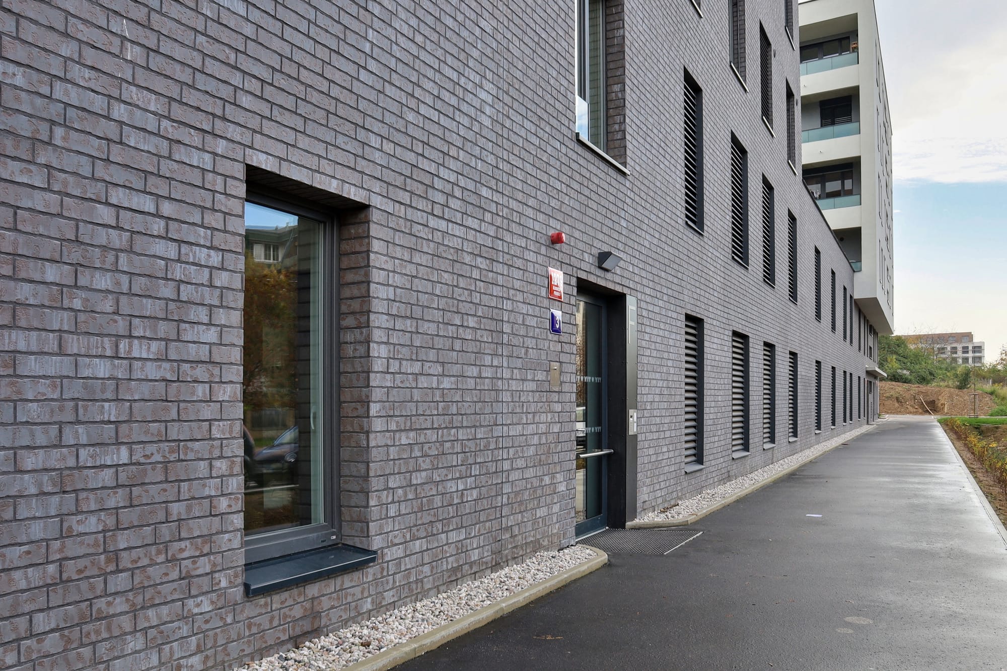 King Klinker brick slips, Ranta apartments, Prague, Czech Republic