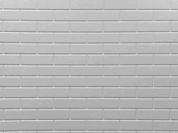 Half bond modular raked formliner pattern cast in concrete